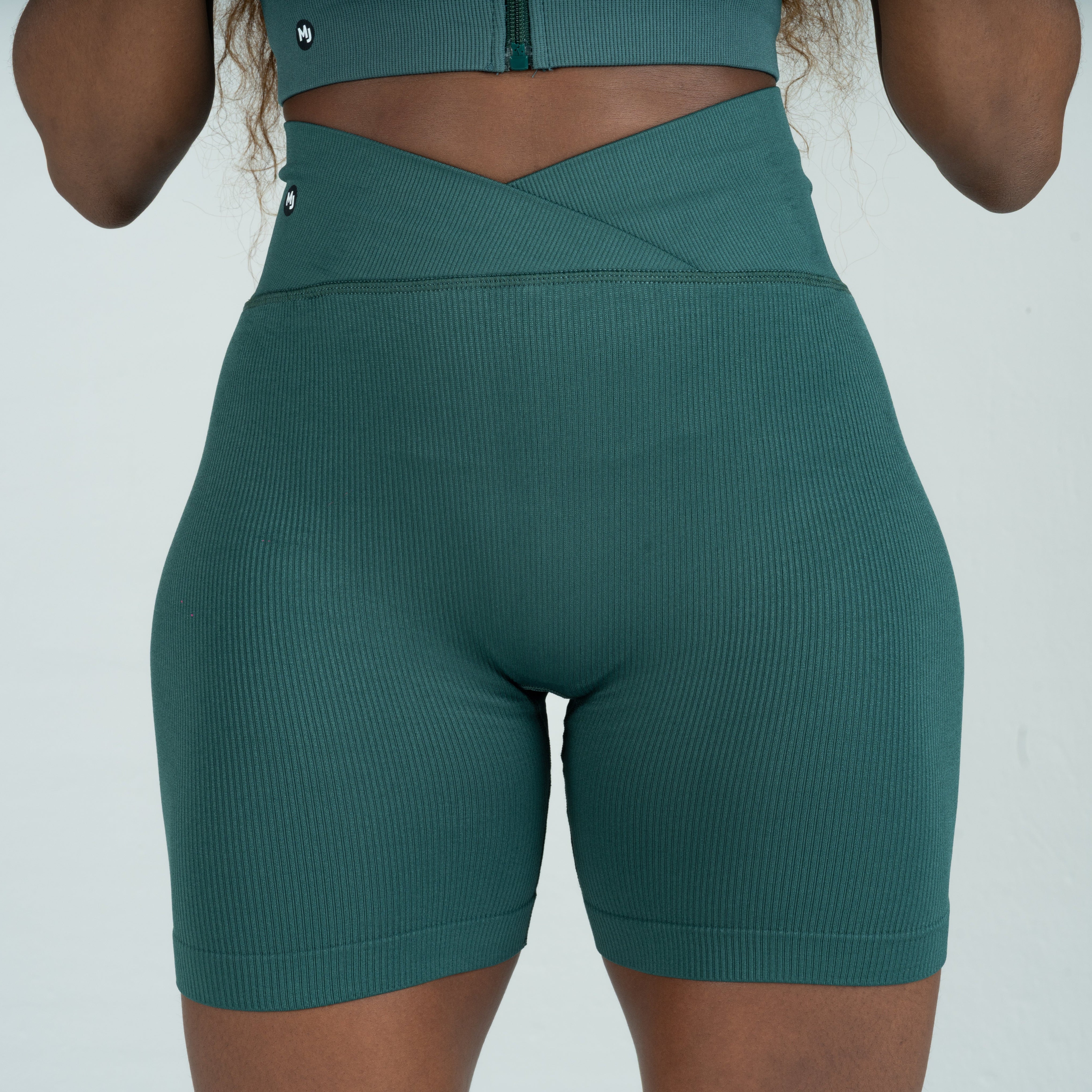 Empower Shorts - Dark Green