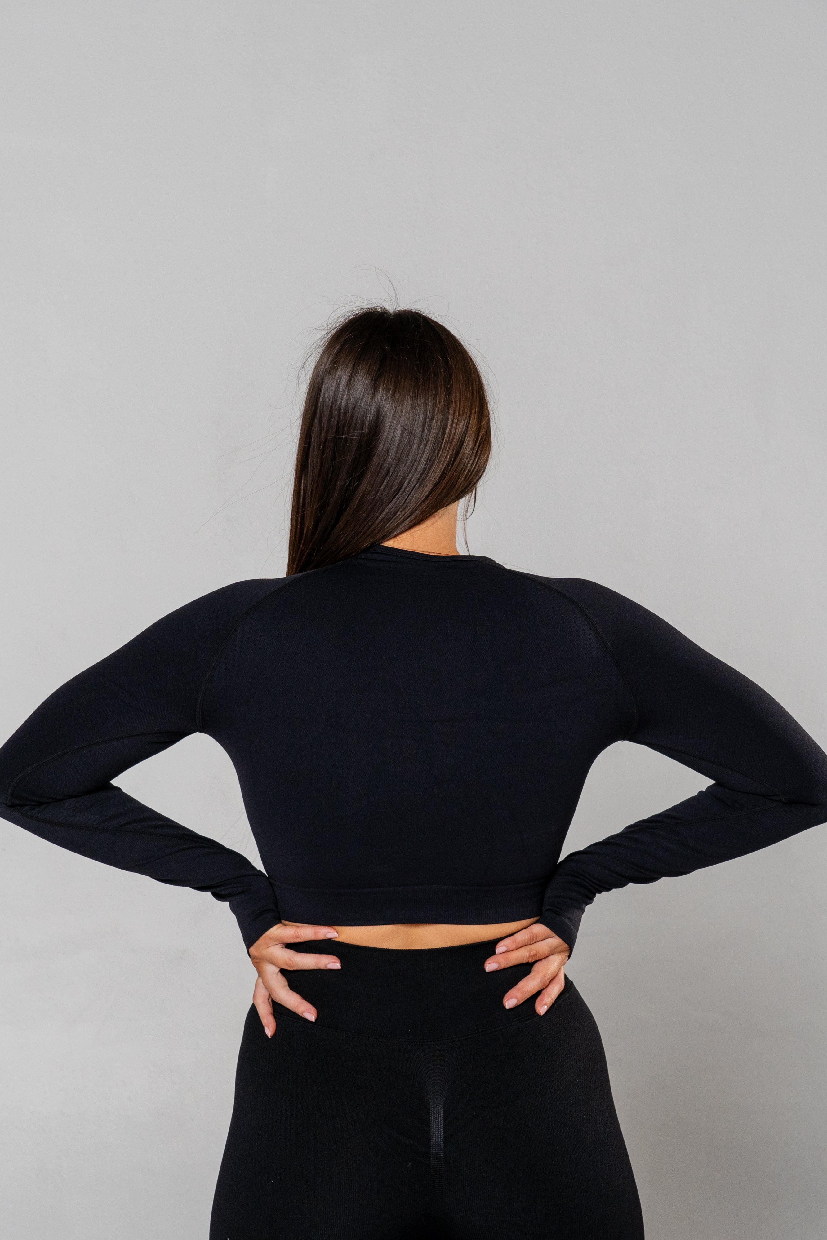 Core Classic Long Sleeve - Black