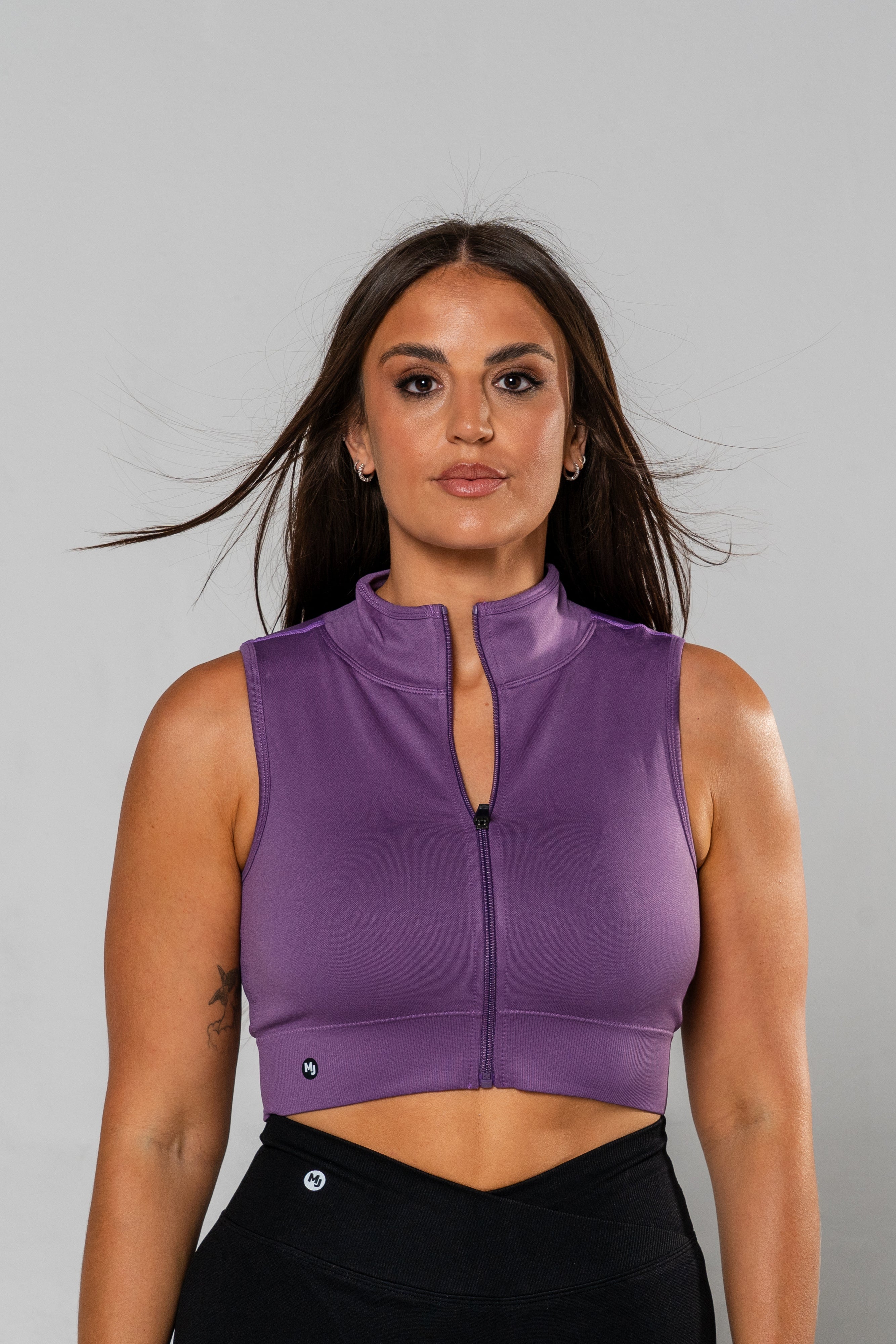 Conquer Vest - Fuchsia