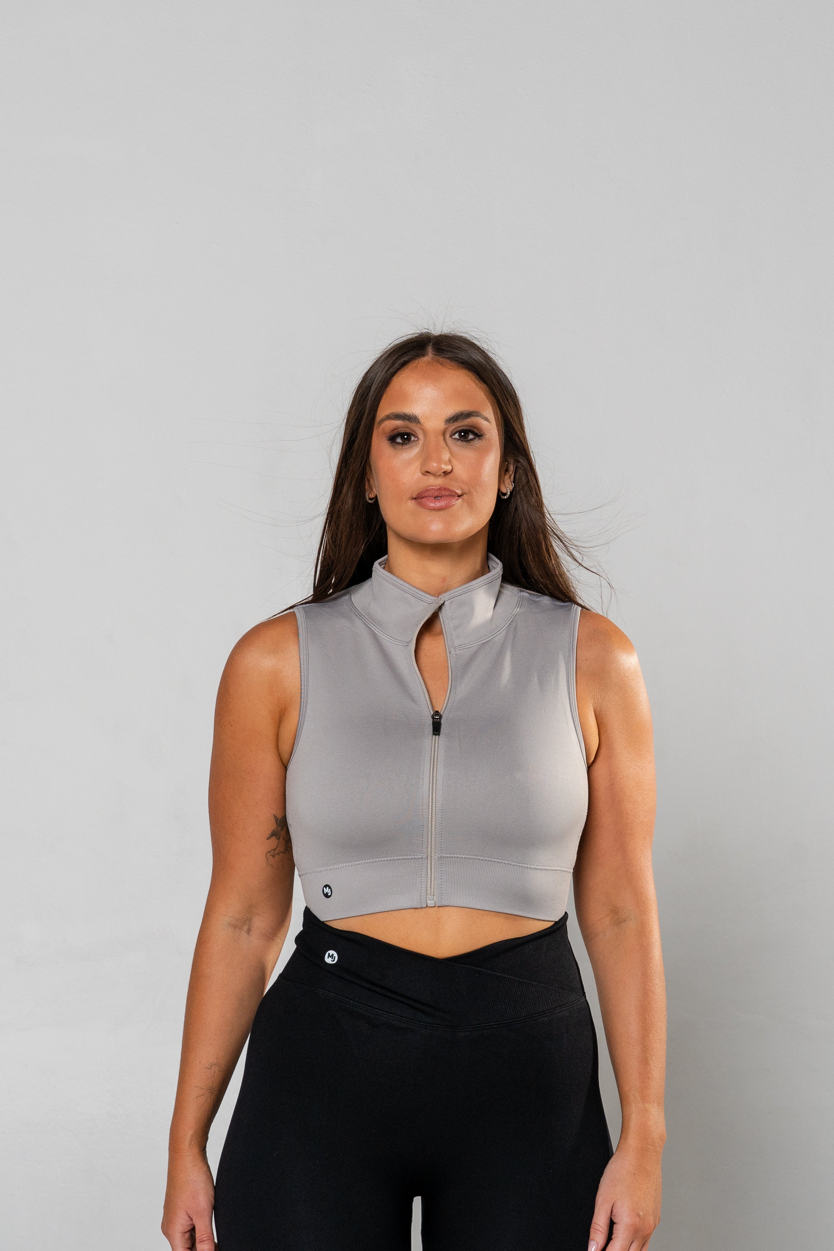 Conquer Vest - Grey