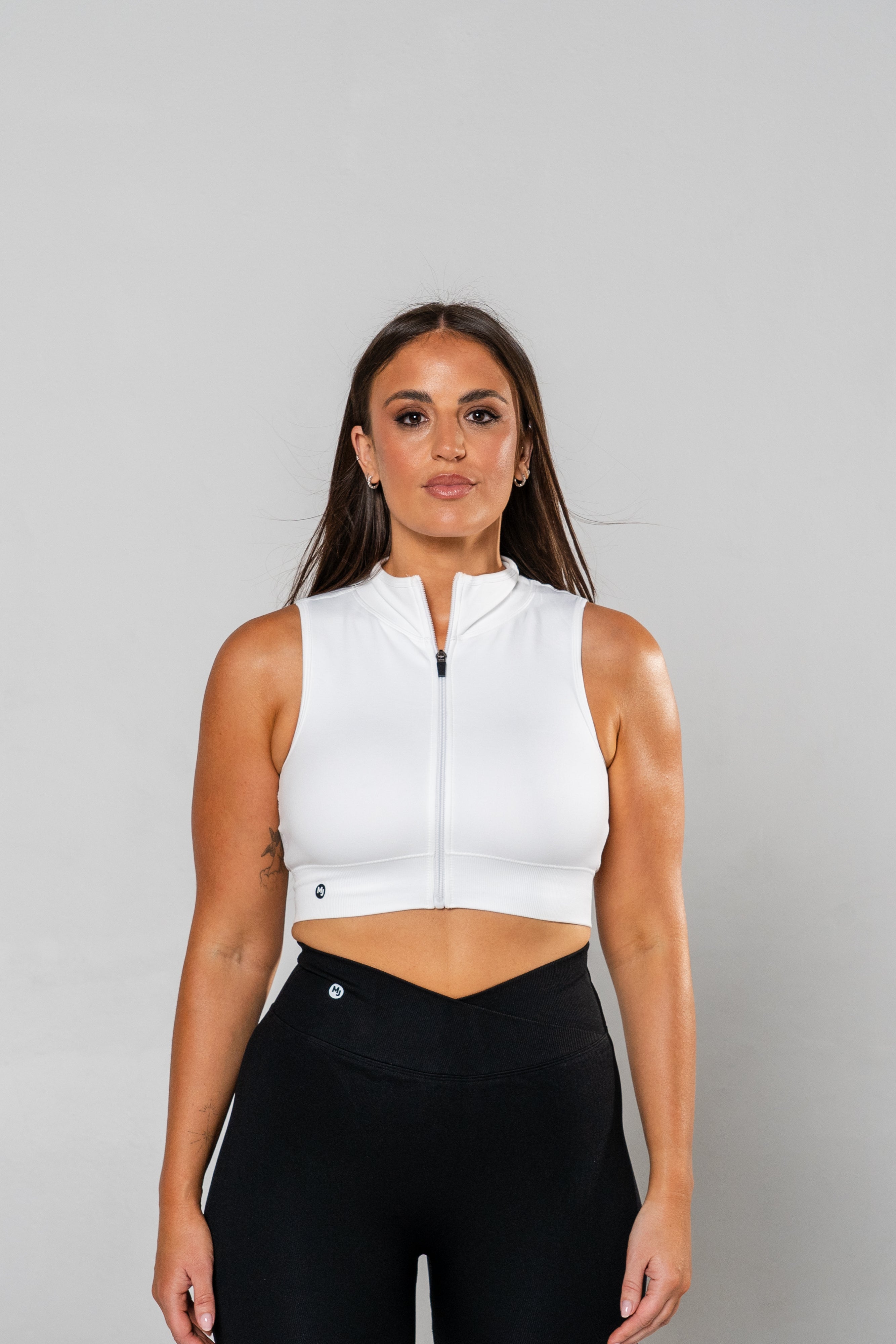 Conquer Vest - White