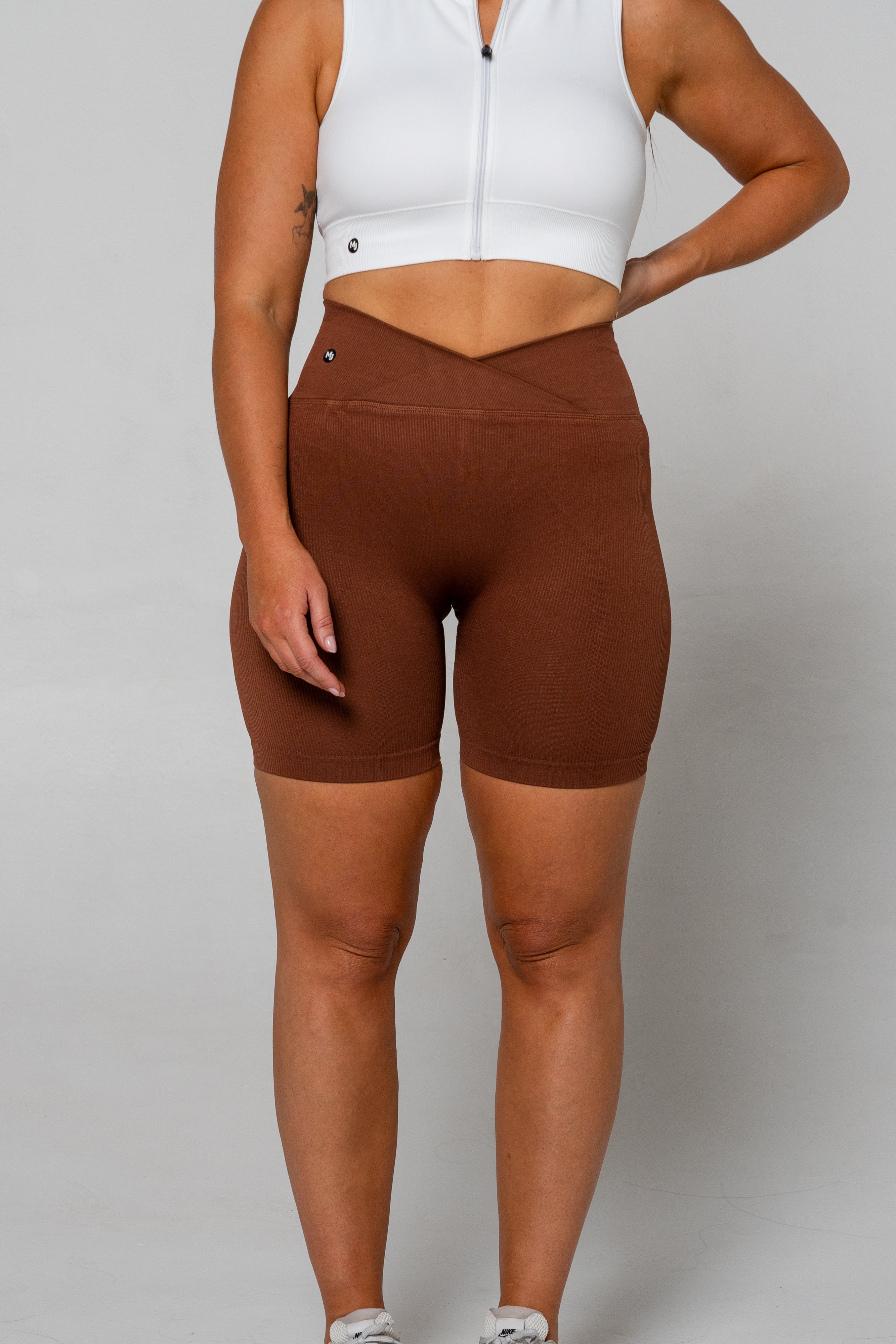 Empower Shorts - Coffee Brown