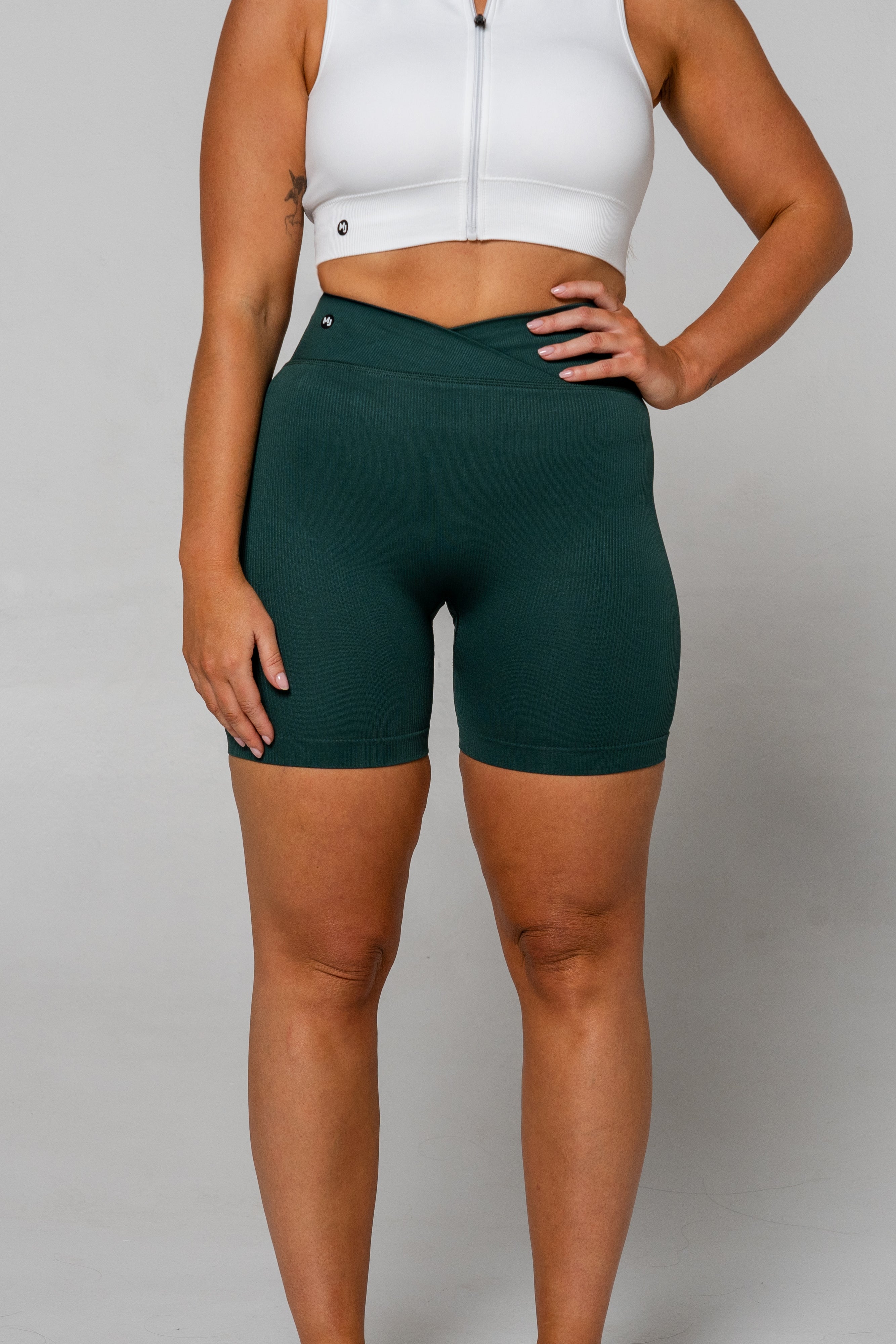 Empower Shorts - Dark Green